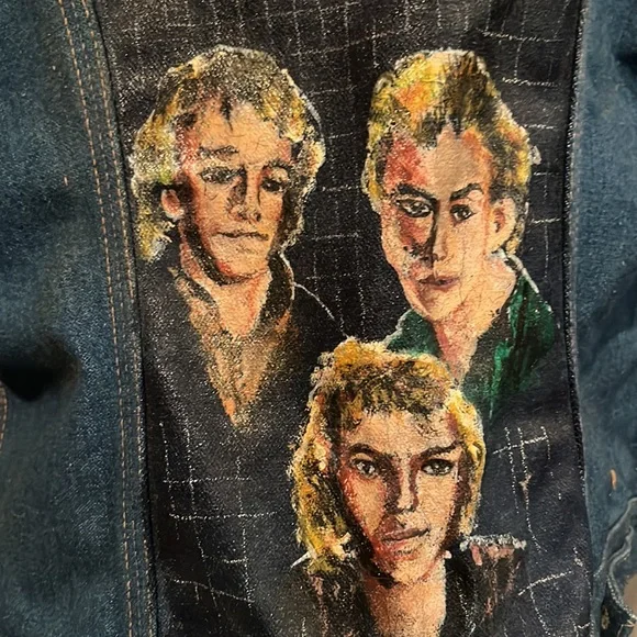 🥳Host Pick🤩 Vintage 80s hand painted The Police Wrangler Denim jacket - Picture 6 of 6